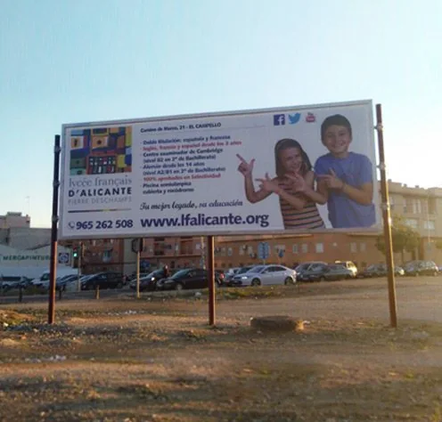 Lycée Français d'Alicante — valla publicitaria
